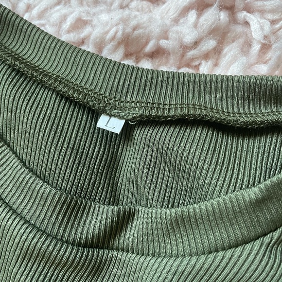 NWOT Dark Green Ruched Mini Dress - Picture 2 of 2